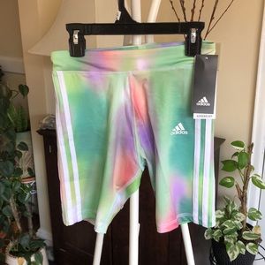 Adidas ALL OVER PRINT BIKE SHORT 22 for Girls -L 14 -Semi Mint Rush Color